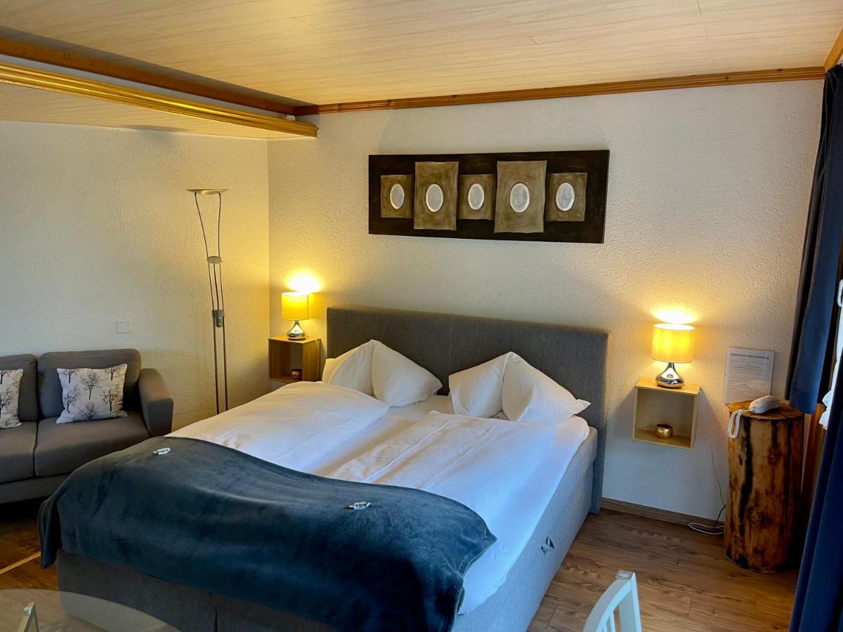 Chalet Hotel Adler Ag Kandersteg Esterno foto
